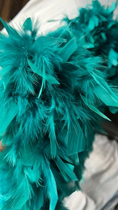 Шаль перьевое на шеф