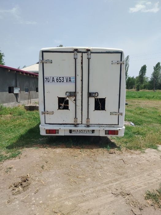 Moshina modeli: Isuzu yili 2007 minishga tayyor holati juda zur