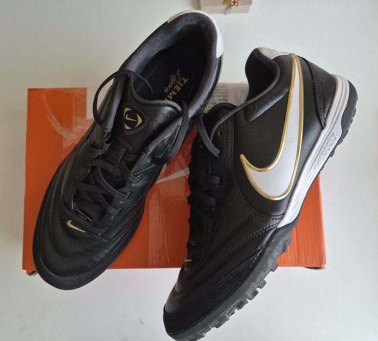 Футболни обувки Nike Tiempo Ligera Pro TF
