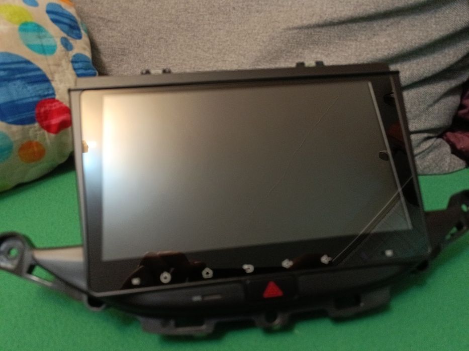Navigatie dedicata Opel Astra  K defect touchscreen