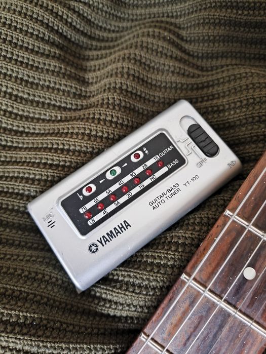 Yamaha pac 012 + Marshall Code 25 . Утеплённый чехол, тюнер, шнур.