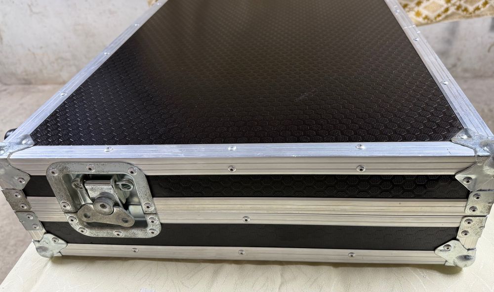 DJ Case от Smart cases