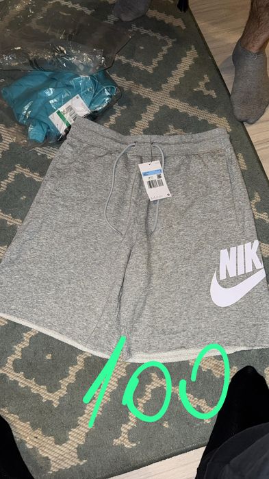 Pantaloni scurți firmă