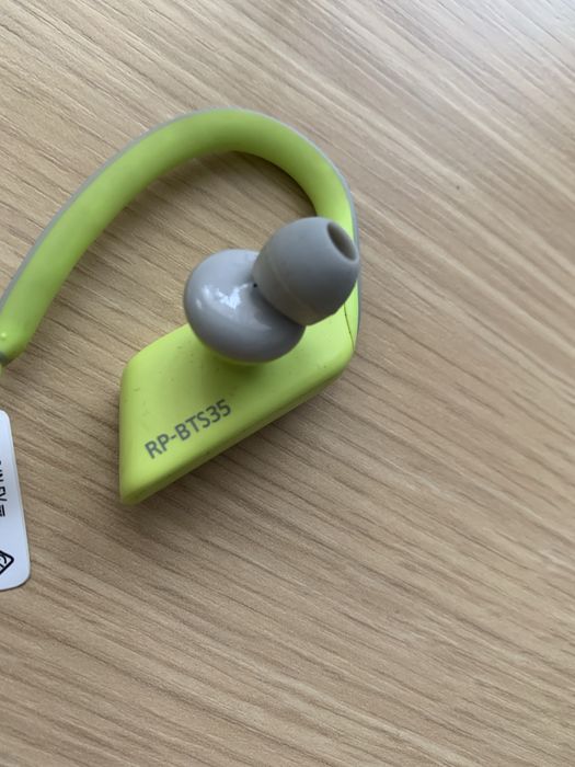 Casti wireless Panasonic RP-BTS35