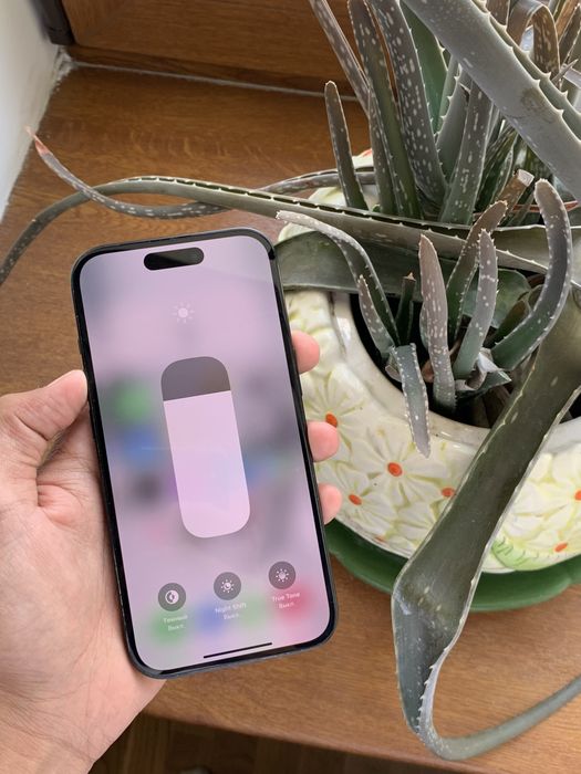 Телефон iPhone 15 128gb