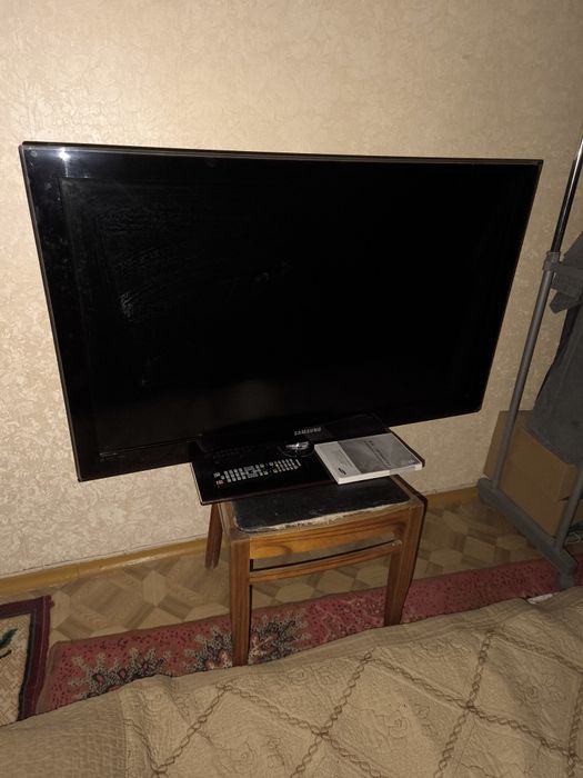 ЖК Телевизор Самсунг 40'' 102 см Full HD