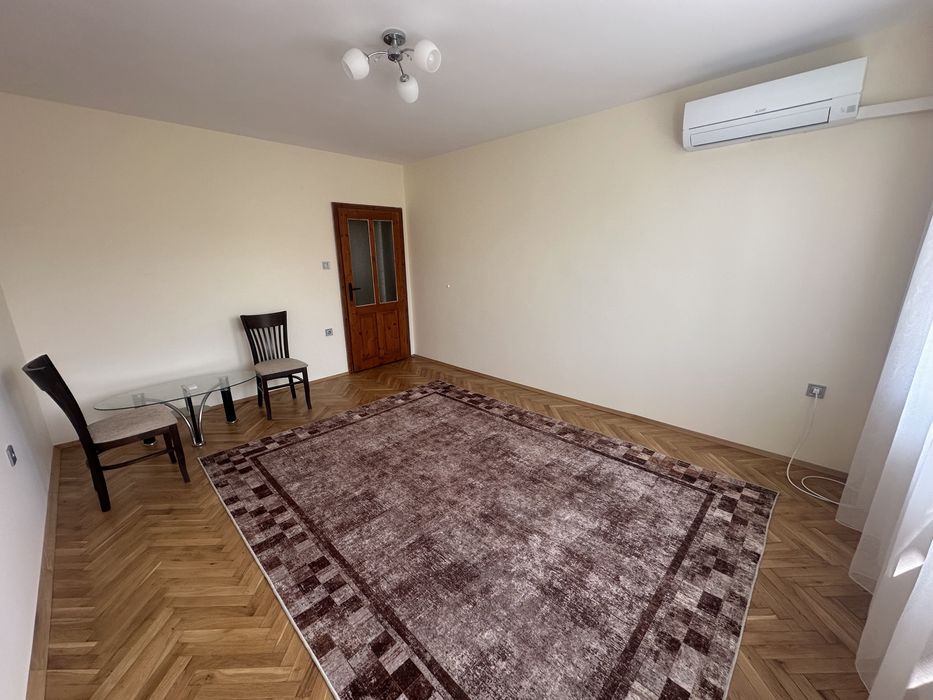 Дава се под наем Етаж от къща в Варна, Виница - 110 кв.м за 648.21 € - Снимка #10
