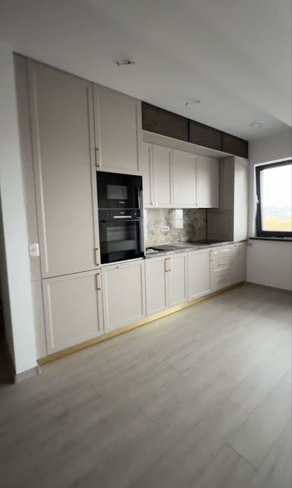Penthouse de vânzare predare la cheie -terase de 70 mp