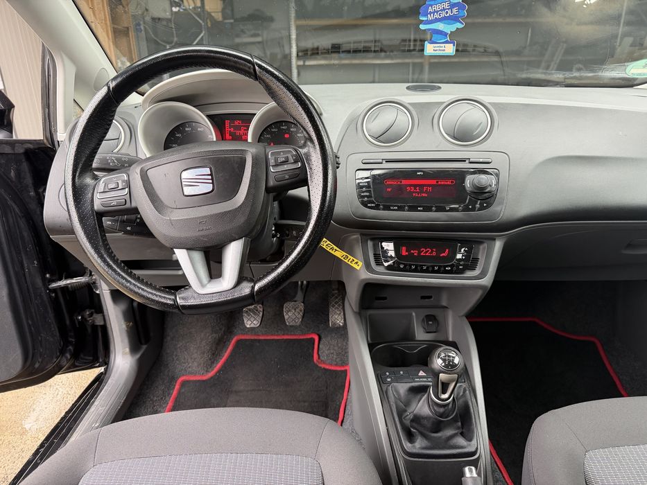 Seat ibiza 2012 motor1400 benzina