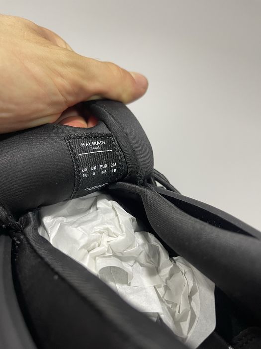 Balmain Unicorn Triple Black