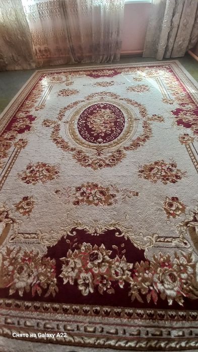 Ковры  б/у  в хорошем состоянии