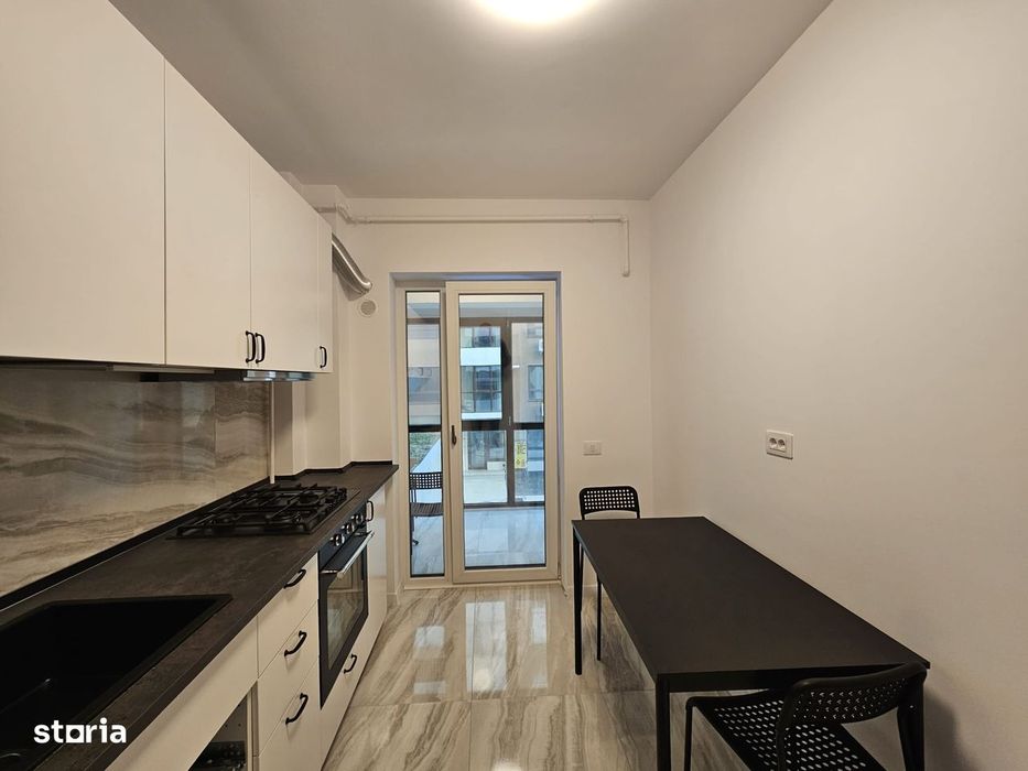 Apartament cu 2 camere de vanzare. Moon Reflexes. Loc de parcare