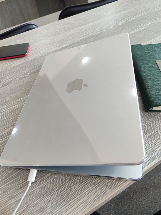 Macbook 13 Air M4 16-256 Gb silver