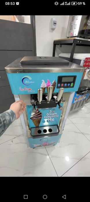 Frezer marojna aparat