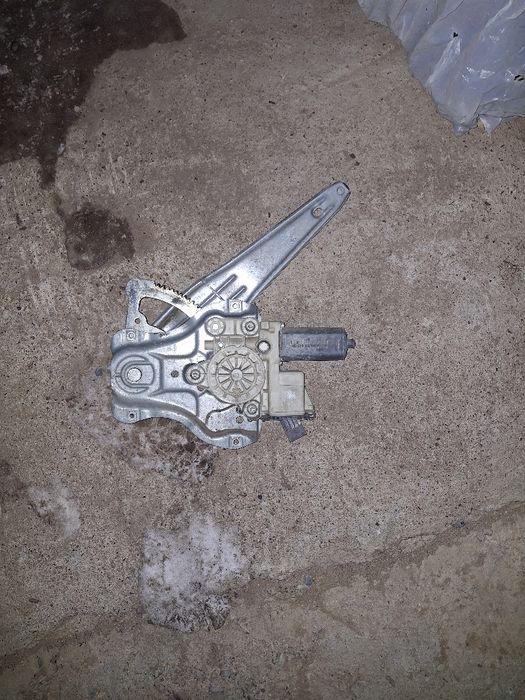 Моторчик стеклоподьемника