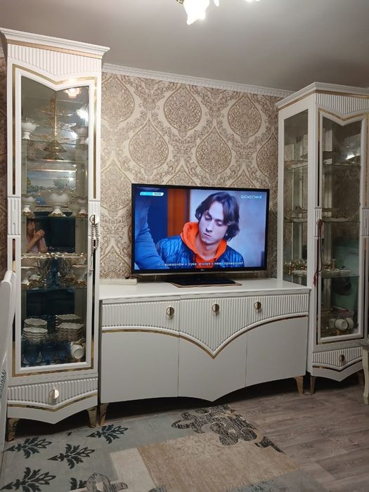 Продам стенку для гостийной