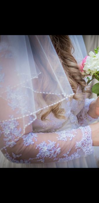 Set rochie mireasă, pantofi și gentuta