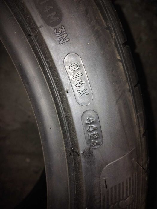 Гуми 285/35ZR19 103Y   MICHELIN PILOT SPORT 4 S - 2БР НОВИ