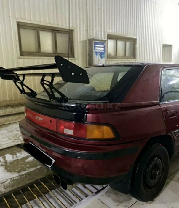 Продаётся мазда 323