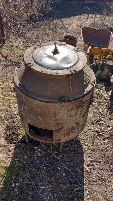Продам походу полевую кухню казан