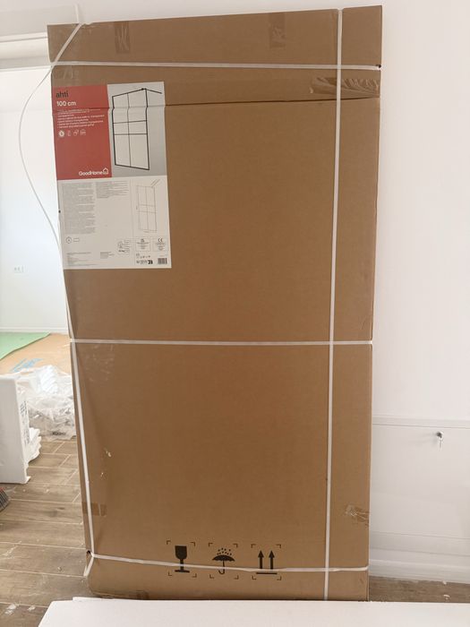 Vand paravan dus nou