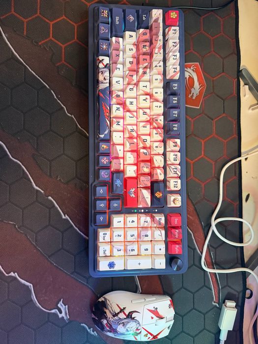 Komplekt kompyuter + wi fi+ yandex alisa