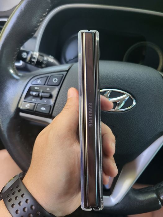 Обменяю Galaxy z fold5 512