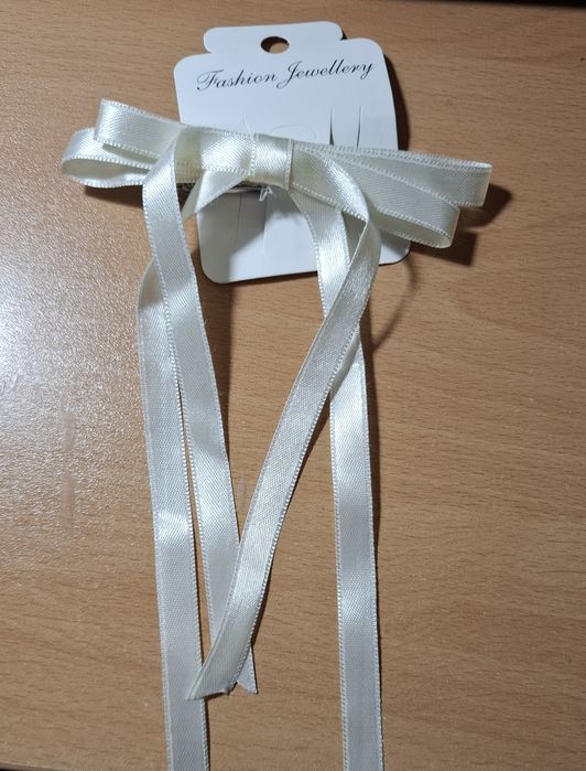 Панделки шноли за коса