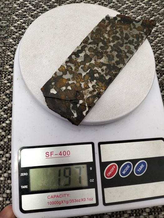 Продам метеорит "серичё палласит "