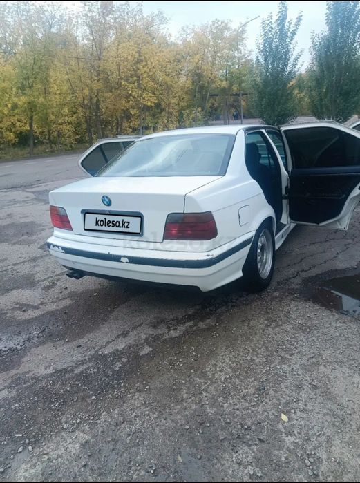 Продам BMW.E36.акпп