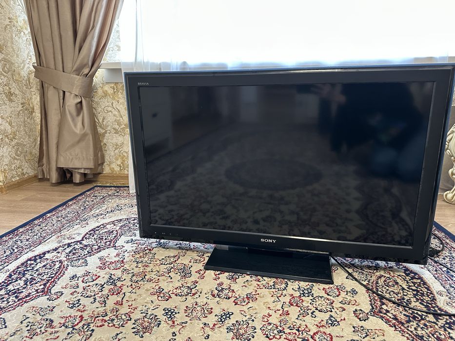 Продаем телевизор Sony