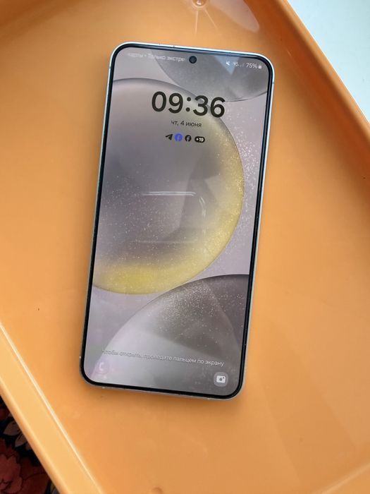 Samsung S24+ продам