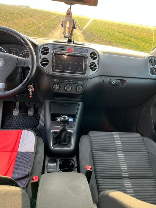 Volkswagen  Tiguan TSI