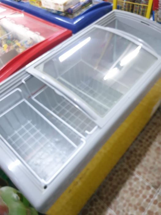 Продается Морозильник