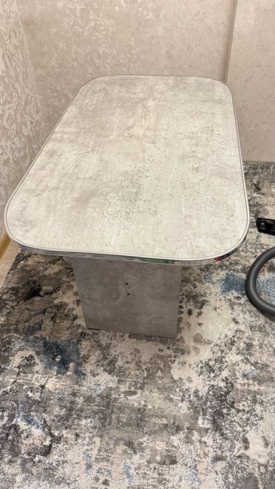 Продается стол дешева