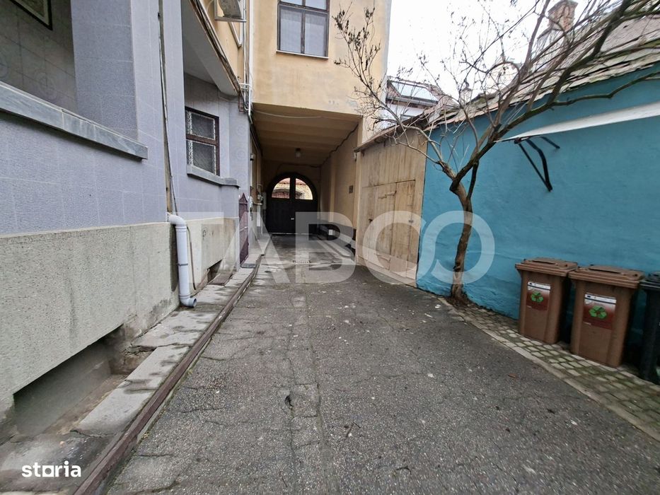 Apartament modern 2 camere garaj acces auto Centru Istoric