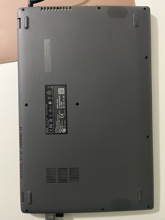 Vand laptop Asus i5 Gen 8, placa video nvidia, 8GB, Full Hd