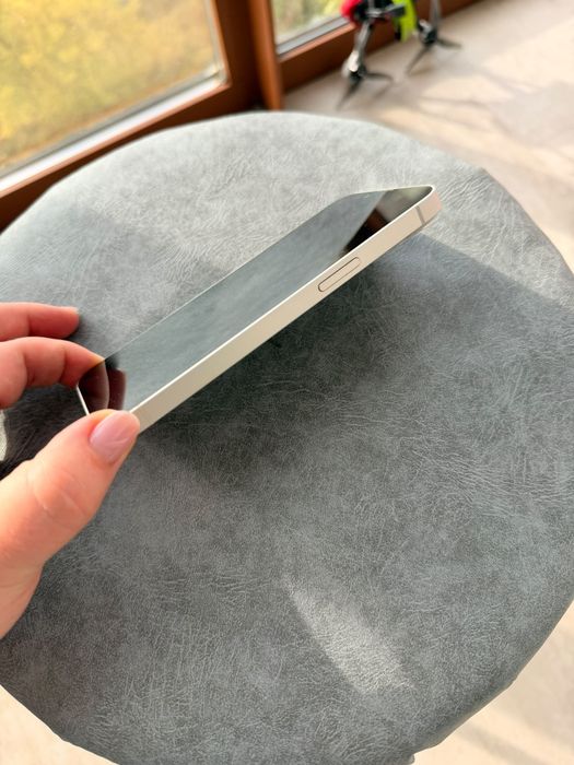 Продам iPhone 14 128Gb
