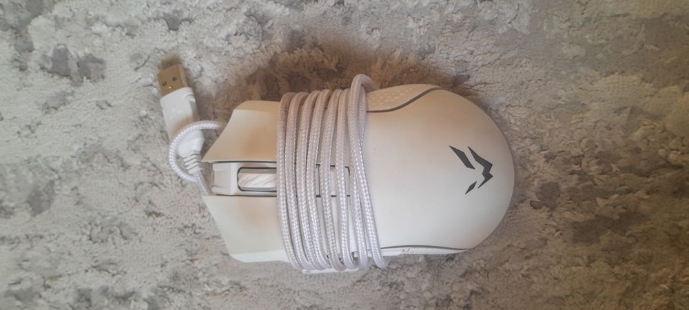 Продам клавиатуру и мышь