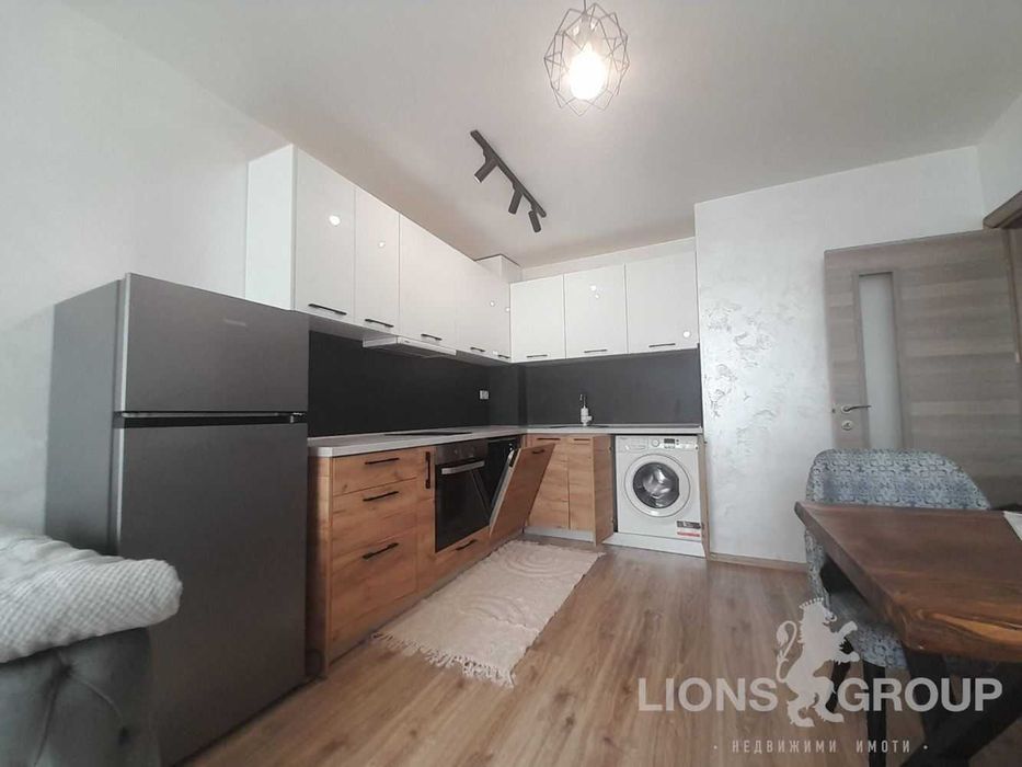 Дава се под наем Двустаен апартамент в Варна, ХЕИ - 70 кв.м за 698.19 € - Снимка #1