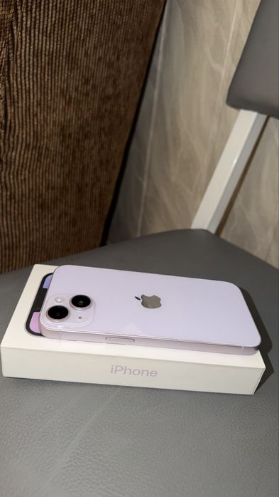 Срочно продаю iPhone 14 на 128 ГБ,