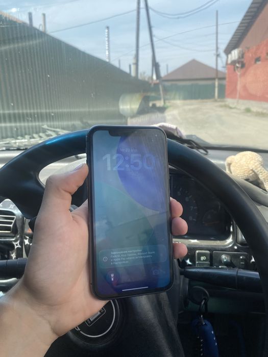 Продам айфон IPhone 11 128gb