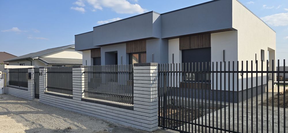 Casă nouă 4 camere (gard inclus)expresul nou Str Bujac