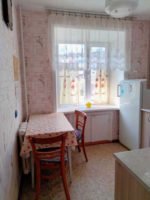 Продам 1 комнатную Корчагина 111