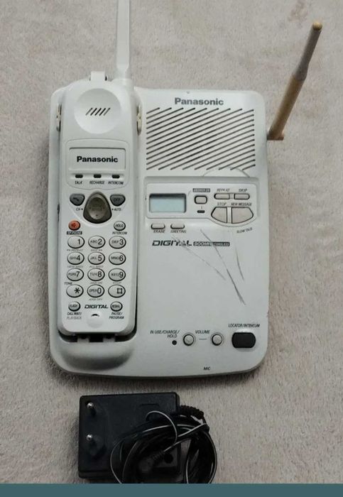 Ретро фотоапарати за ленти,Скина,Смена 8М, Телефон Panasonic жичен.