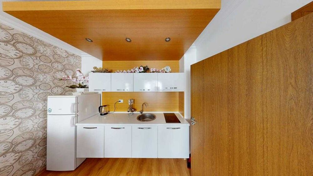 Продава се Двустаен апартамент в к.к. Слънчев бряг - 63 кв.м за 931 €/кв.м - Снимка #3