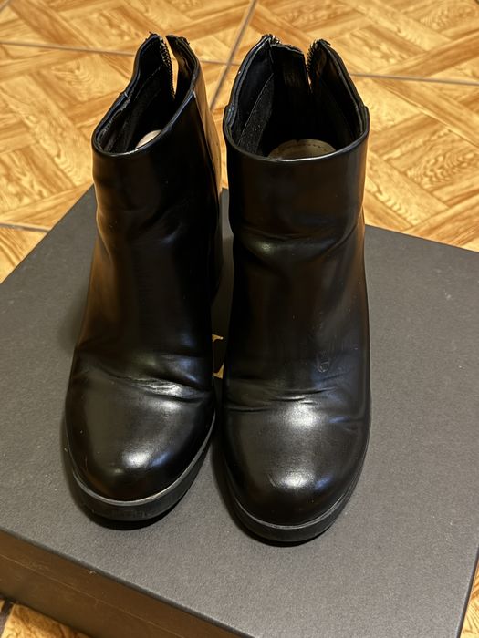 Botine dama Stradivarius in stare foarte buna