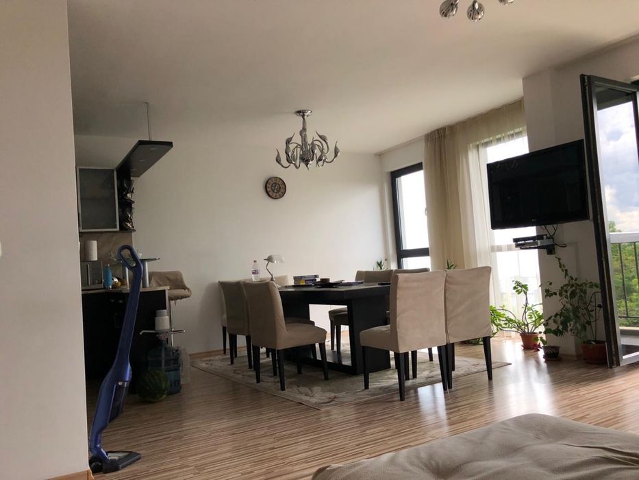 Дава се под наем Четиристаен апартамент в Варна, м-т Траката - 150 кв.м за 900 € - Снимка #2