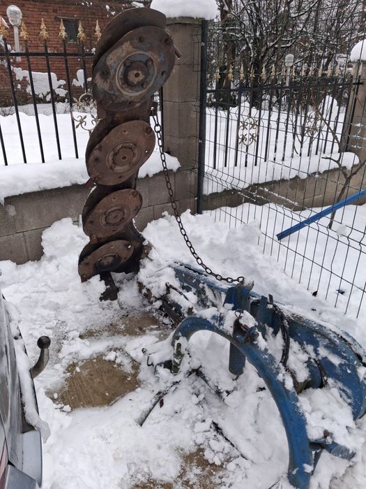 Vând freza în stare buna