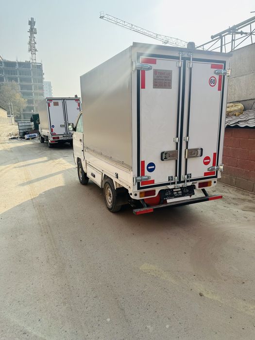 Tent va izotermik budka hizmatlari